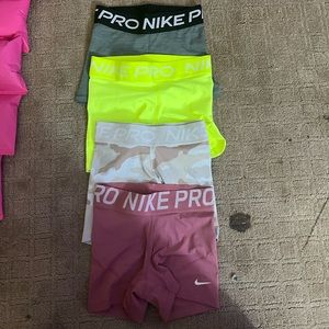nike pro bundle! all xs and small